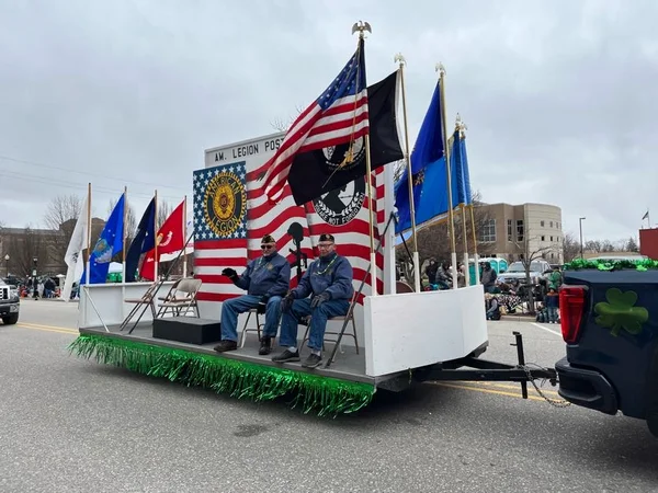 st-pat’s-2024-parade (39)