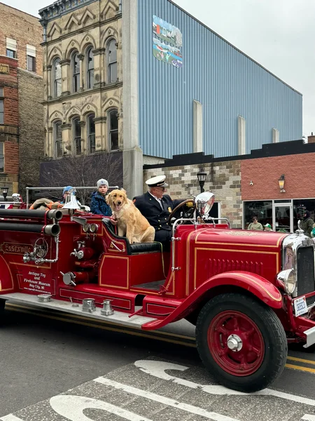 st-pat’s-2024-parade-photos (16)